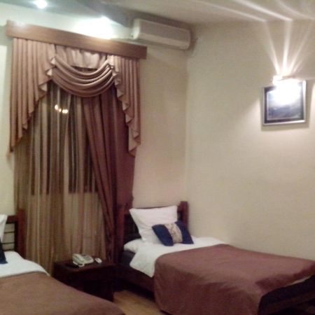 Classic Hotel Tbiliszi Kültér fotó